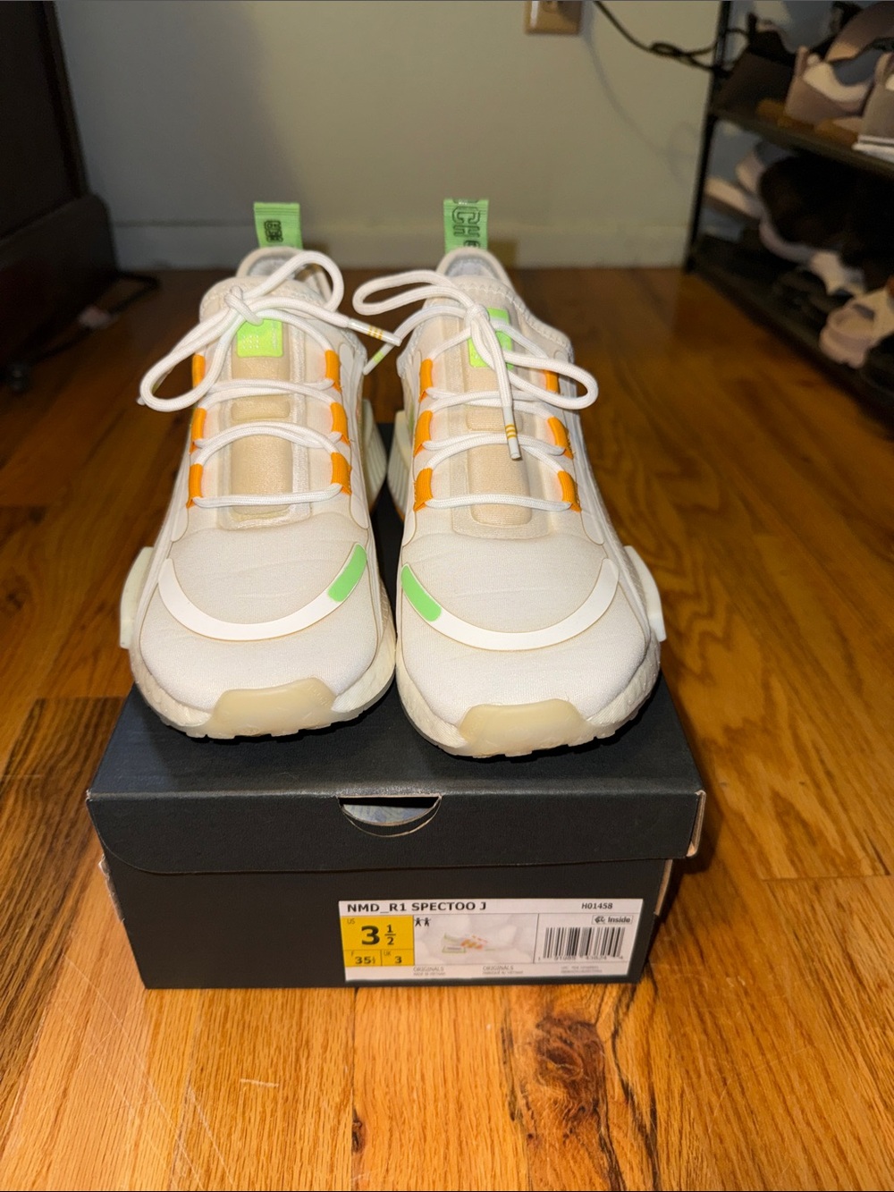 Adidas NMD_R1 Spectoo Sneakers
kids 3.5/ women’s 5